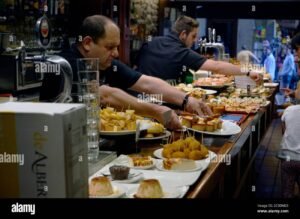 Come Ottenere La Licenza Da Bar: Procedura E Requisiti Necessari 26 bancone di bar con licenza esposta