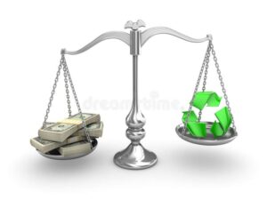 Come Trovare Investimenti a Basso Rischio e Massimizzare i Rendimenti 32 bilancia che pesa soldi e sicurezza