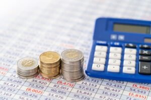 Come si calcola lo stipendio netto dal lordo in modo semplice 24 calcolatrice con foglio di calcolo e monete