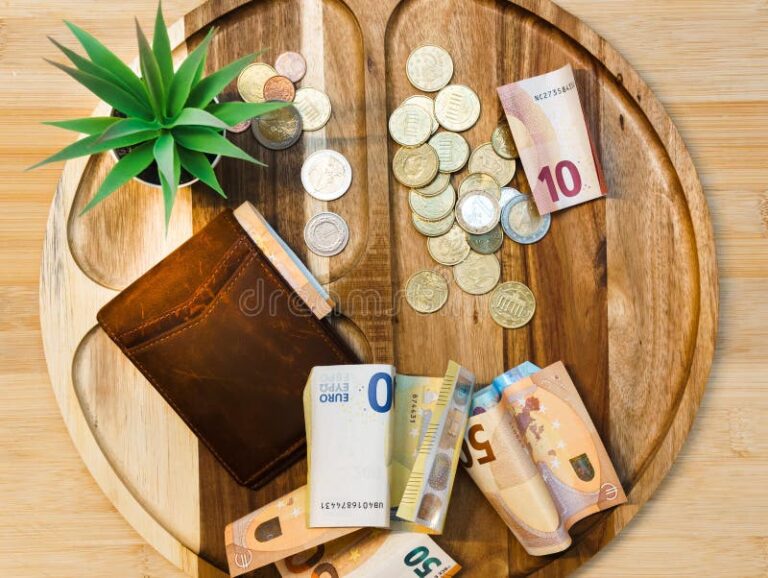 Come Gestire Soldi e Risparmio per Migliorare la Tua Situazione Finanziaria 8 Come Gestire Soldi e Risparmio per Migliorare la Tua Situazione Finanziaria