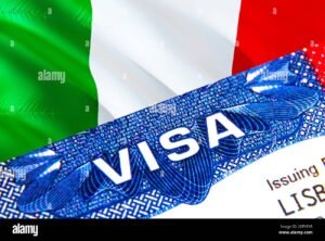 visto usa e passaporto con bandiera italiana
